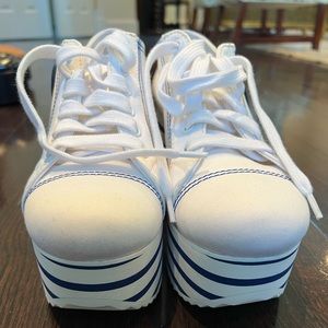 NEVER WORN White Canvas Miu Miu platform sneakers !!